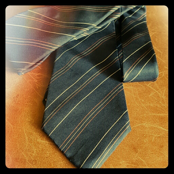Don Loper Tie - Picture 2 of 4